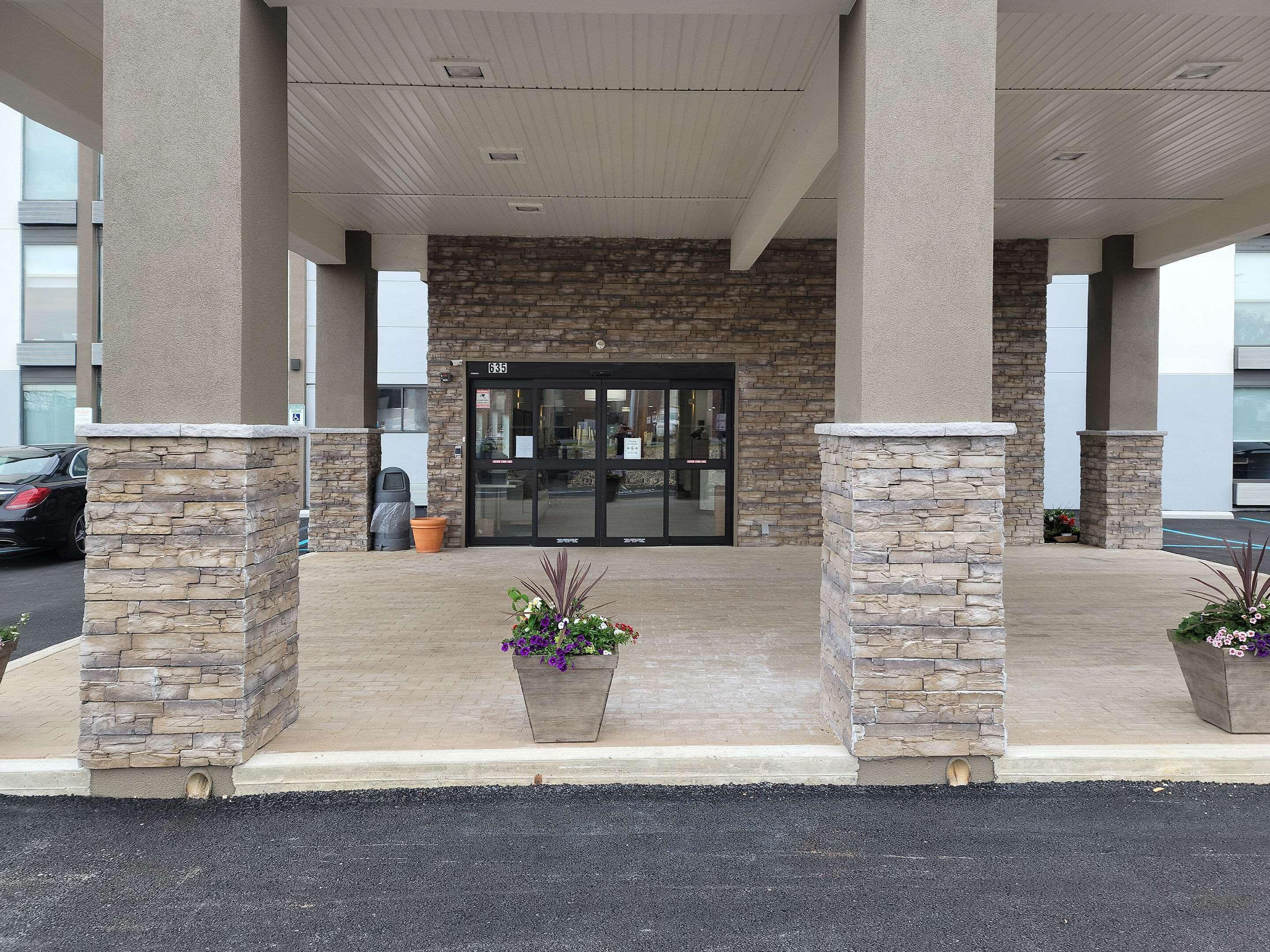 Comfort Inn & Suites Wyomissing-Reading Exterior foto